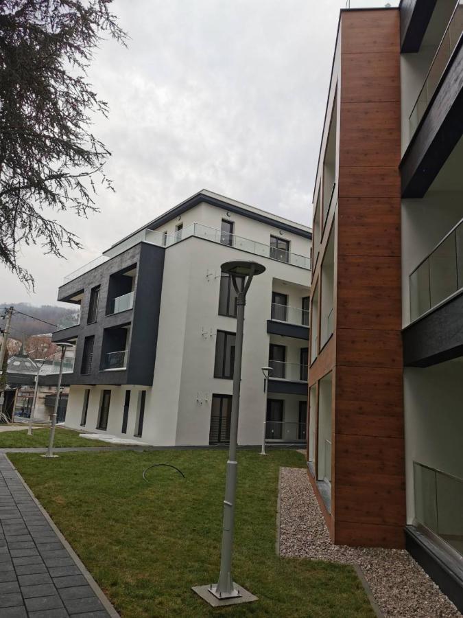 Apartment Ornament Lux Vrnjačka Banja Exterior foto